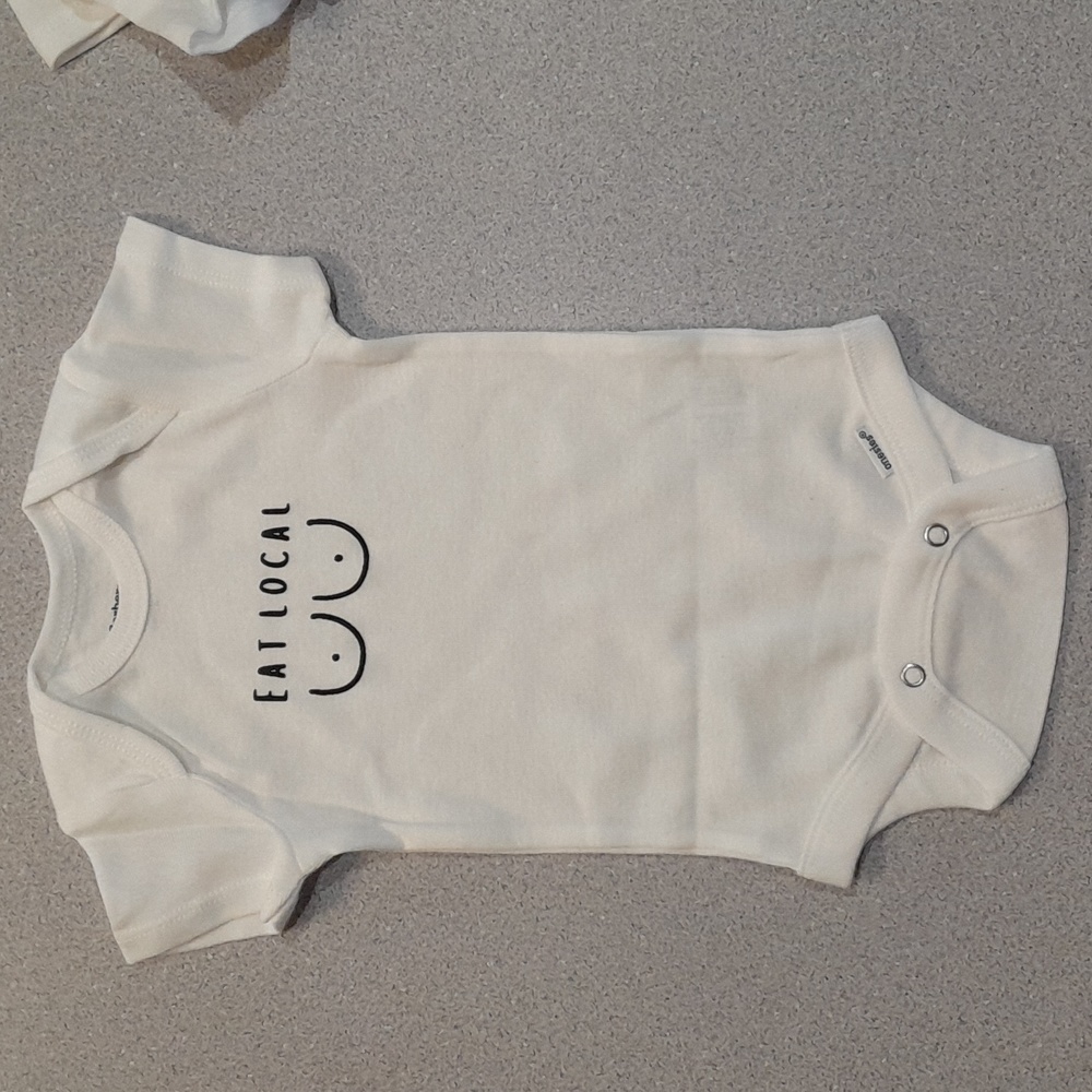 GERBER Handmade breastfeeding eat local onsie 0-3 months white